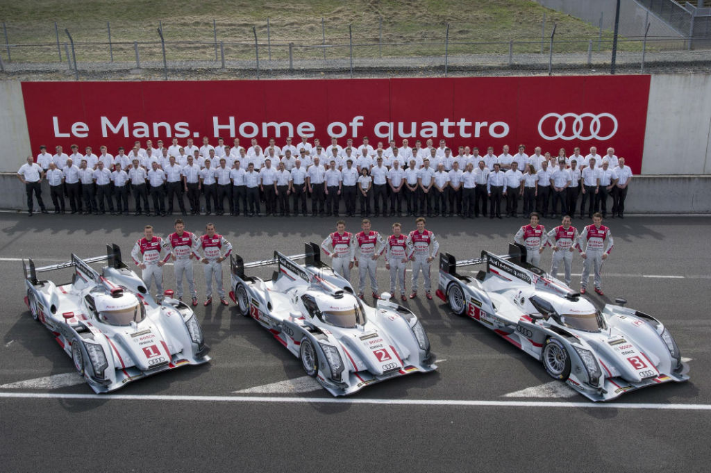 Audi-Le-Mans-2013-Team-carwitter