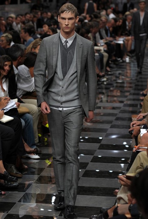 FASHION-ITALY-MEN-PRADA